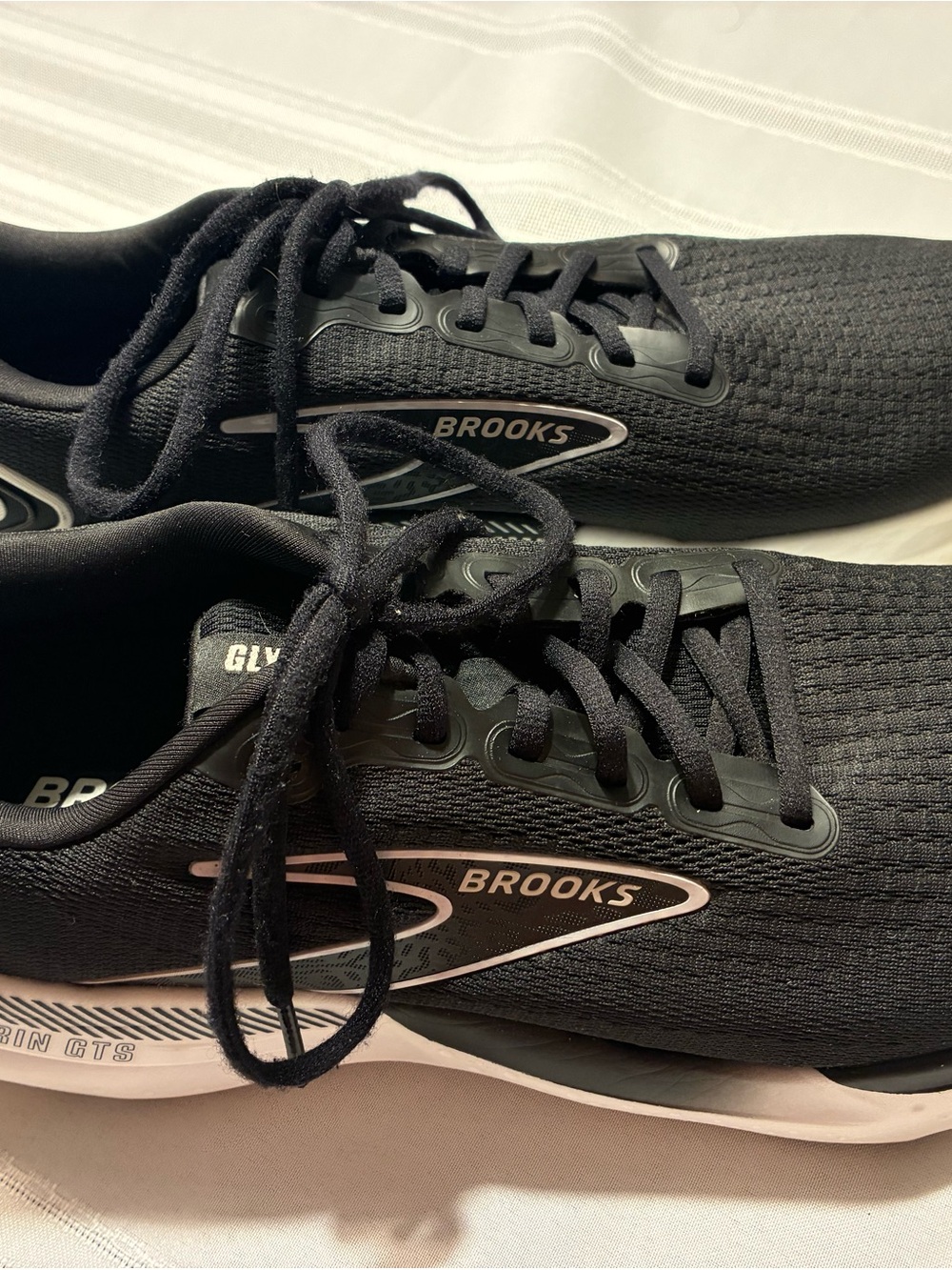 Brooks Men’s 10.5 Black Athletic Running Sneakers Glycerin 21 GTS